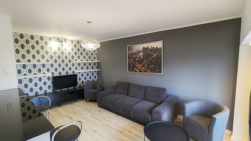 Metrou Lujerului, Studio 41mp, Refacut Total de la Placa, Boiler, AC, Anaf